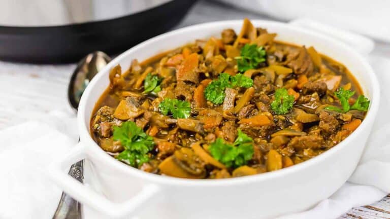 19 Main Dishes to Keep Dinner Warm and Simple